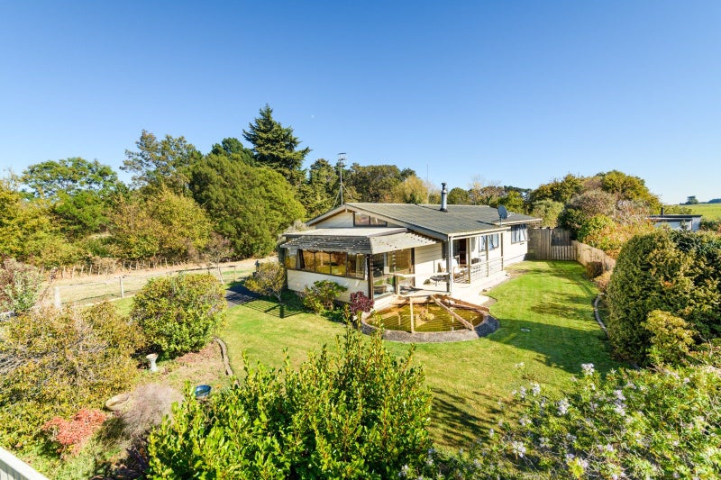 106 Pukepapa Road, Marton - Carousel 1