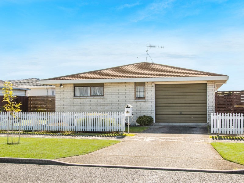 63A Pemberton Crescent, Greerton, Tauranga - Carousel 13
