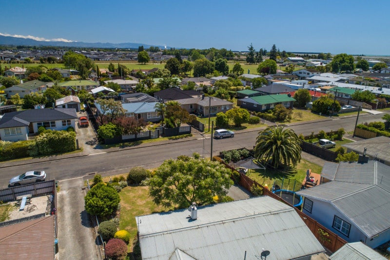 8 Lowry Street, Richmond - Carousel 21