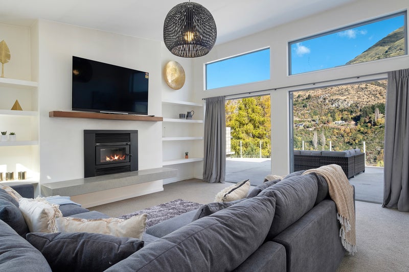 19 Haines Way, Arthurs Point, Queenstown - Carousel 1