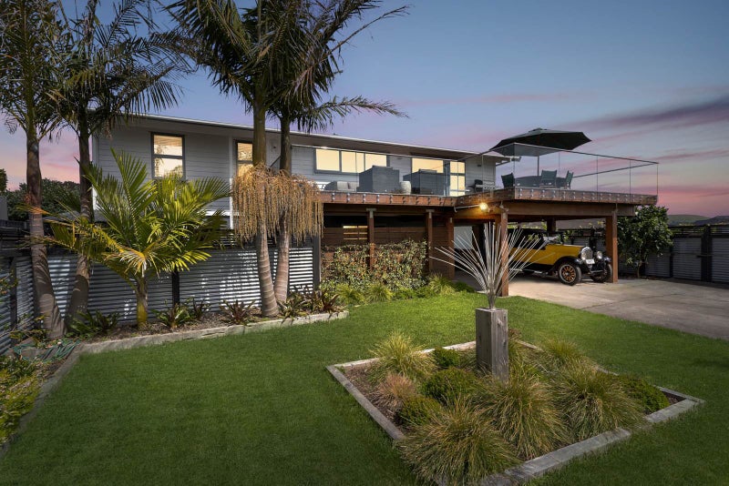 36 Fielding Crescent, Farm Cove, Auckland - Carousel 1