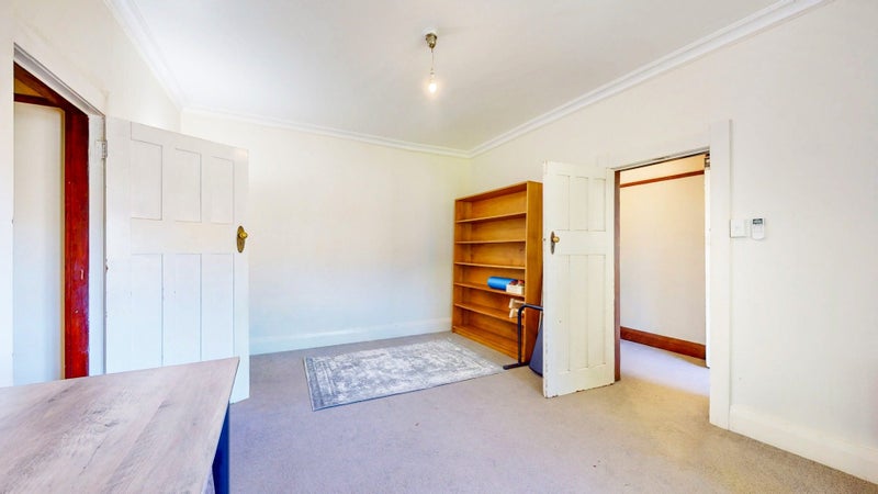 21 Essex Street, Aro Valley, Wellington - Carousel 2