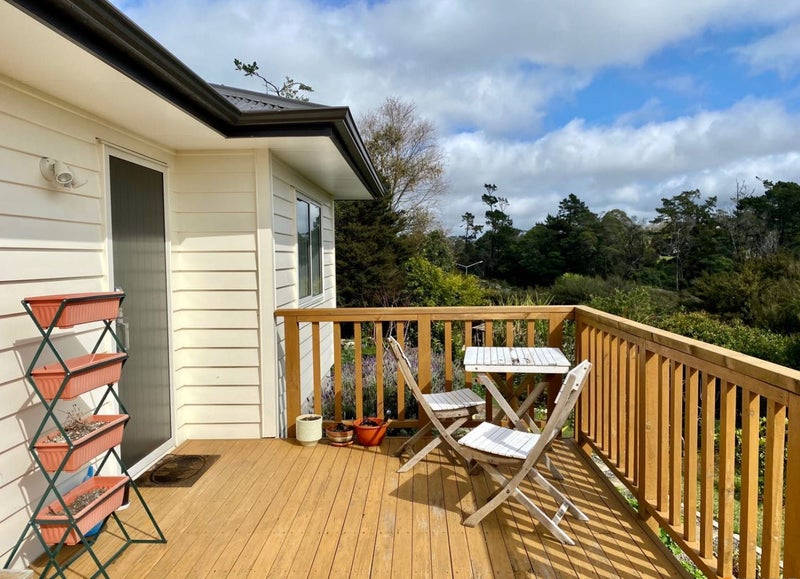 56B Shelter Drive, Greenhithe, Auckland - Carousel 2