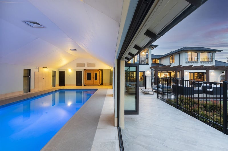 12 Taunton Green, Papanui, Christchurch - Carousel 1