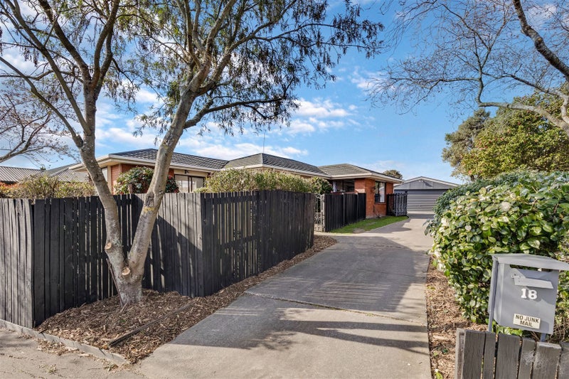 18 Lowry Avenue, Redwood, Christchurch - Carousel 22
