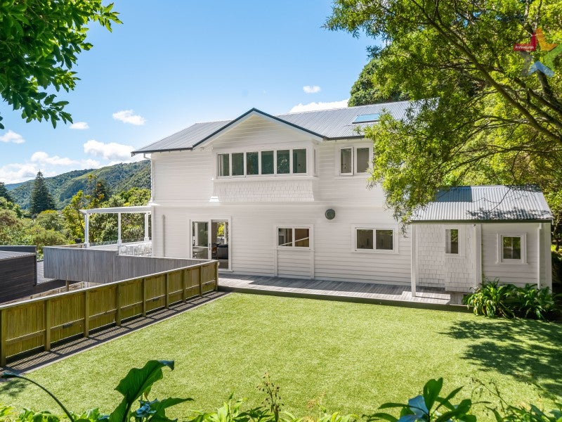 8G Tawa Street, Eastbourne, Lower Hutt - Carousel 26