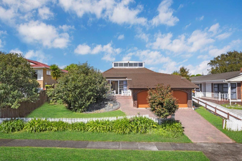 41 Stanniland Street, Sunnyhills, Auckland - Carousel 1