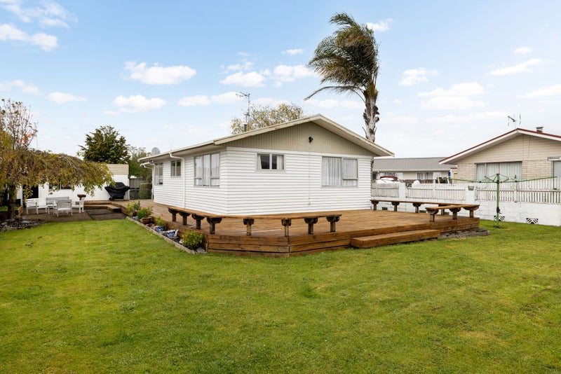 36 Dalton Crescent, Dinsdale, Hamilton - Carousel 1