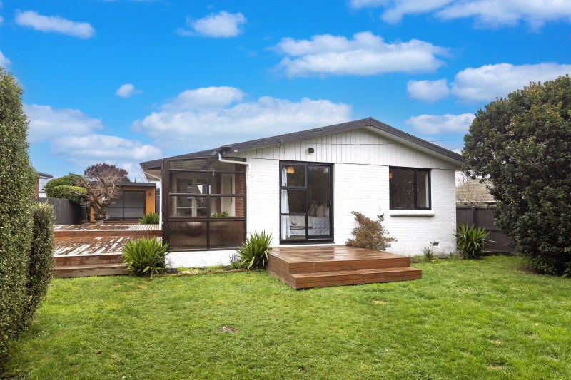 1/1 Greers Road, Ilam, Christchurch - Carousel 1