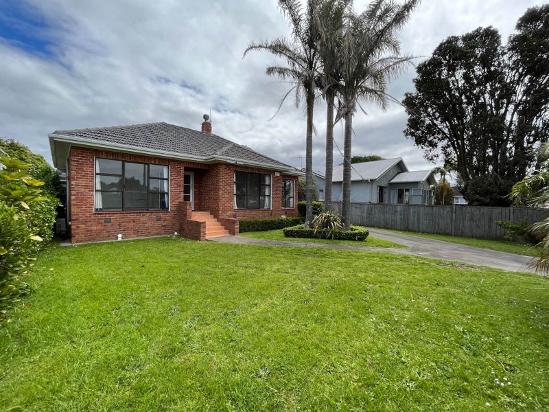 401 Lake Road, Takapuna, Auckland - Carousel 1