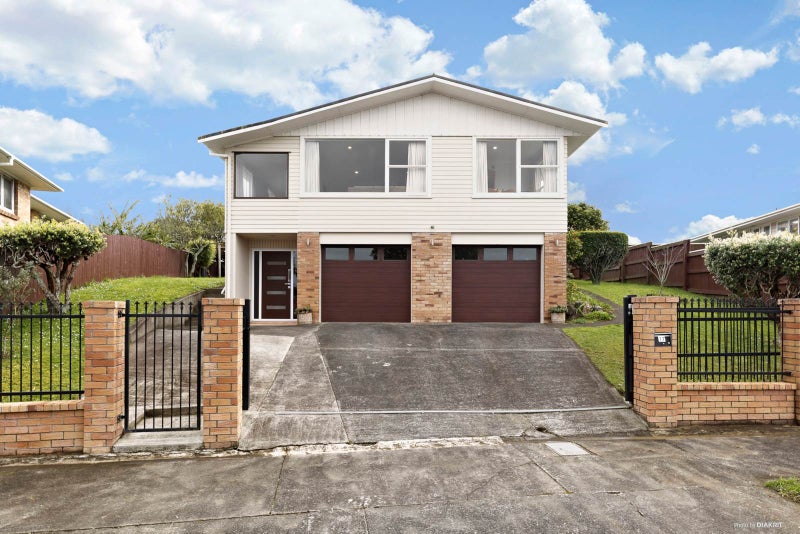 17 Trevola Street, New Windsor, Auckland - Carousel 1