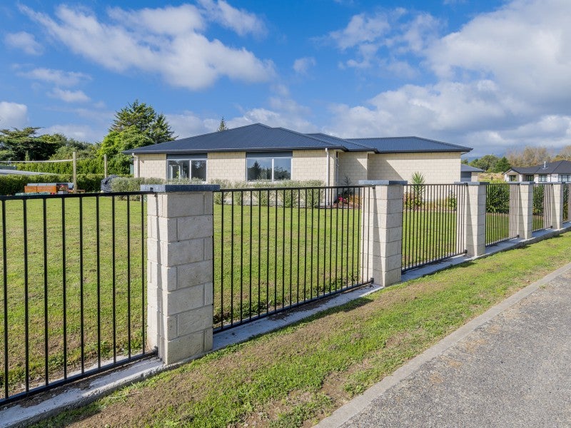 5 Corbin Court, Ohau, Levin - Carousel 2