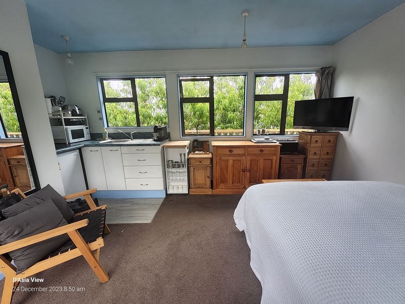 536 Broadway, Strathmore Park, Wellington - Carousel 2