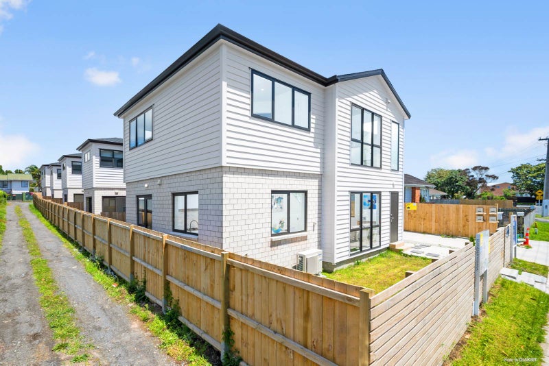 72A Pah Road, Papatoetoe, Auckland - Carousel 1