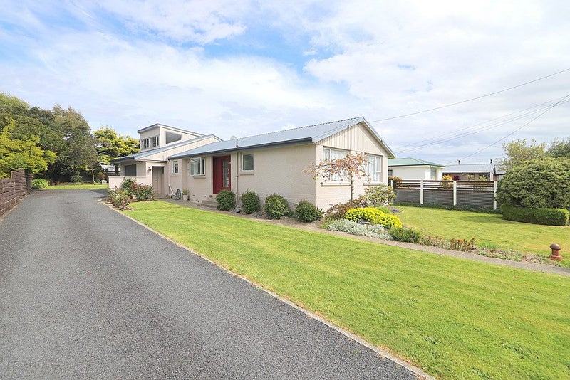 21 Holloway Street, Waikiwi, Invercargill - Carousel 1