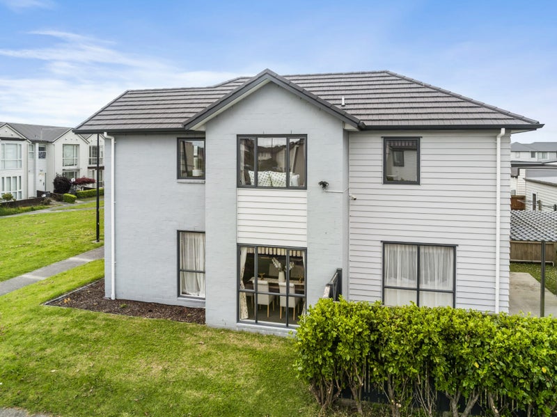 1/46 Hollowout Street, Takanini, Auckland - Carousel 1