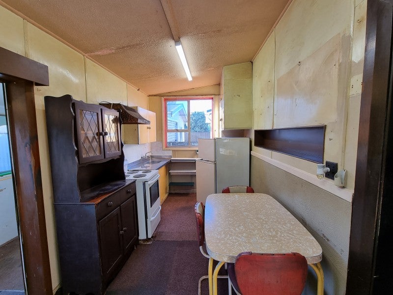 10 Reid Street, Blaketown, Greymouth - Carousel 2