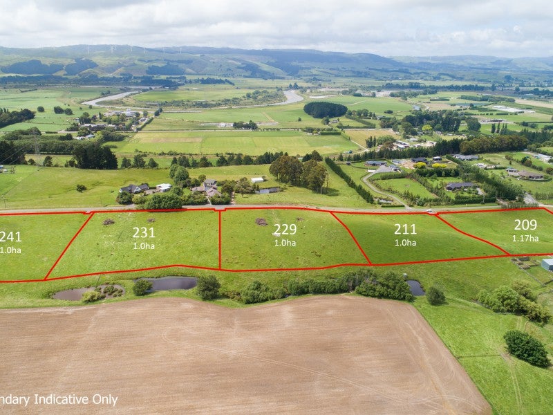 209 Hendersons Line, Kelvin Grove, Palmerston North - Carousel 1