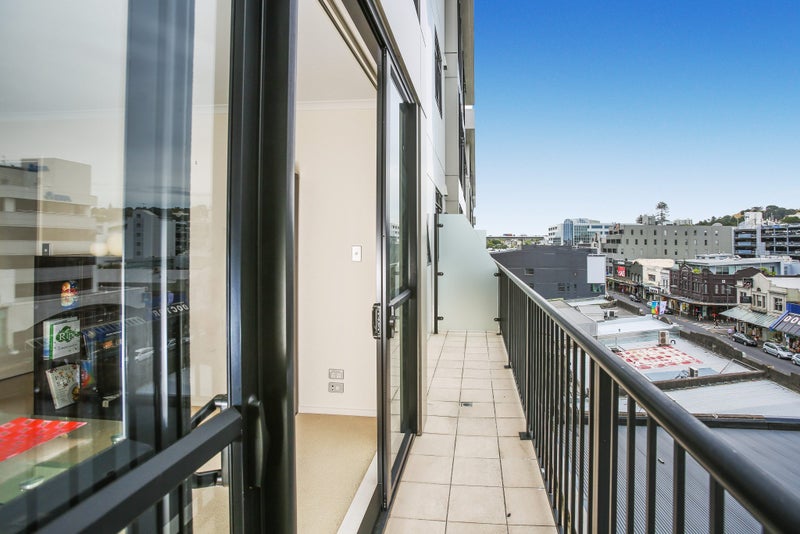 D508/176 Broadway, Newmarket , Auckland  - Carousel 2