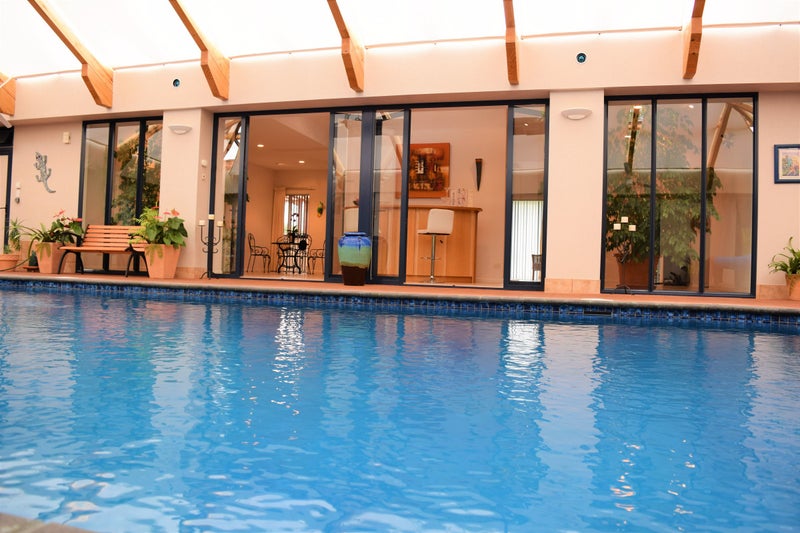 4 Burgundy Park Avenue, Henderson, Auckland - Carousel 2