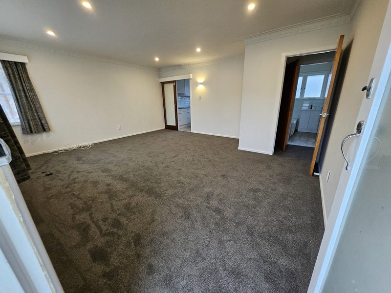 2/845 Manukau Road, Onehunga, Auckland - Carousel 2