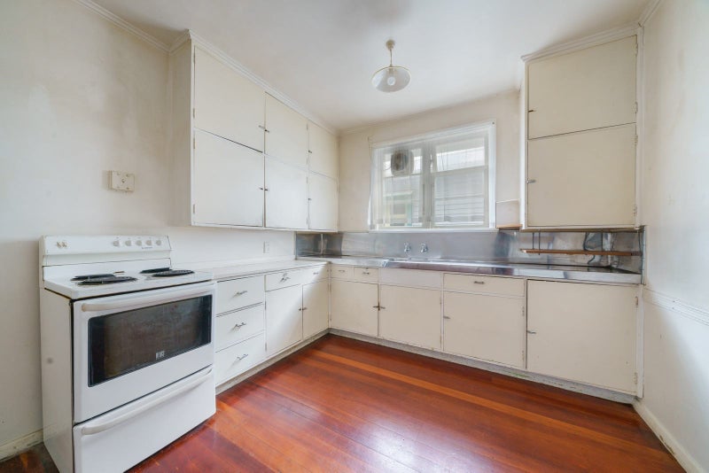 154 Cuba Street, Petone, Lower Hutt - Carousel 2