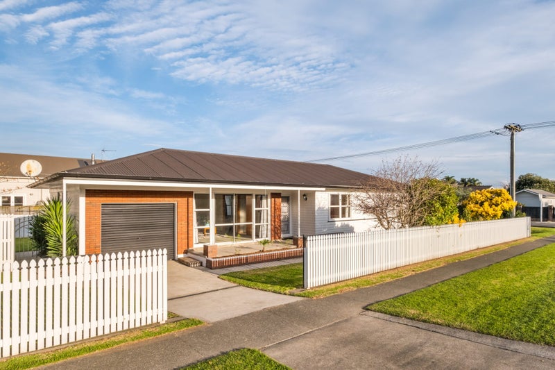 63 Ballance Street, Whataupoko, Gisborne - Carousel 2