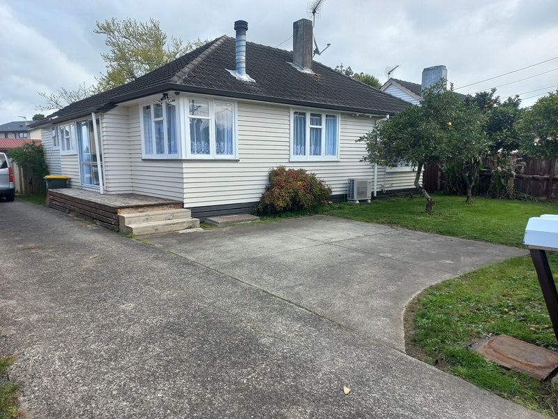 40 Bader Street, Bader, Hamilton - Carousel 1