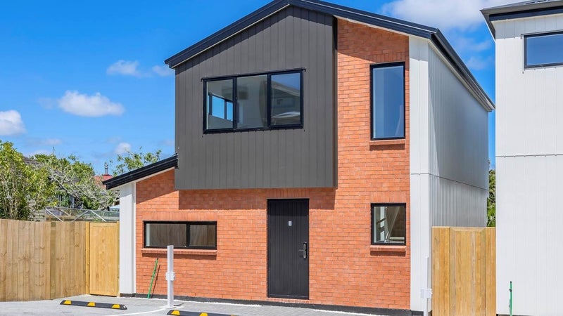 36A Kaikoura Street, Henderson, Auckland - Carousel 1