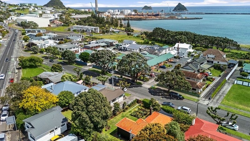 63 Whiteley Street, Moturoa, New Plymouth - Carousel 19