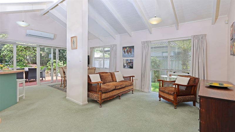 18 Graven Court, Henderson, Auckland - Carousel 2
