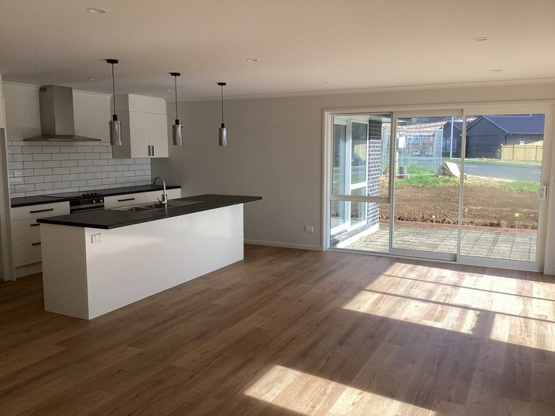 2 Cascade Crescent, Tikipunga, Whangarei - Carousel 2