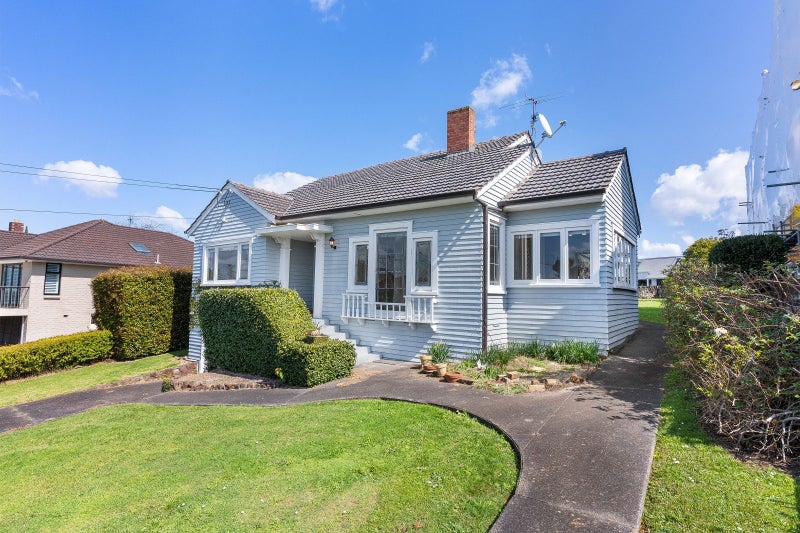 13 Dudley Road, Mission Bay, Auckland - Carousel 2
