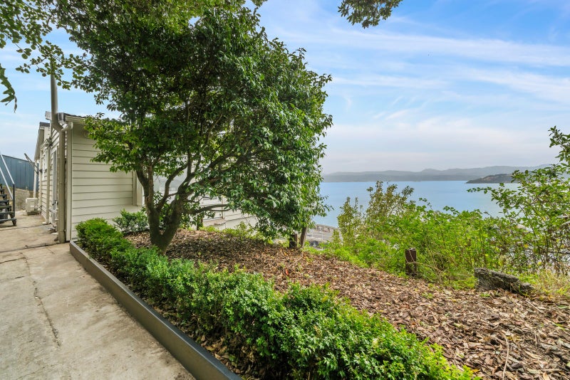 64 Barnard Street, Wadestown, Wellington - Carousel 17