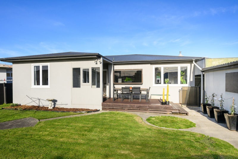 3 Aberdeen Avenue, Takaro, Palmerston North - Carousel 24