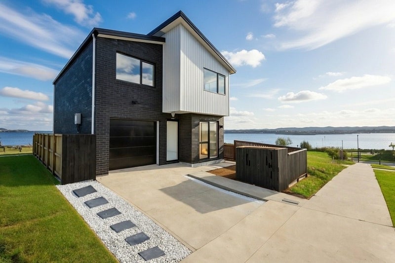 82 Picnic Point Road, Hobsonville, Auckland - Carousel 2