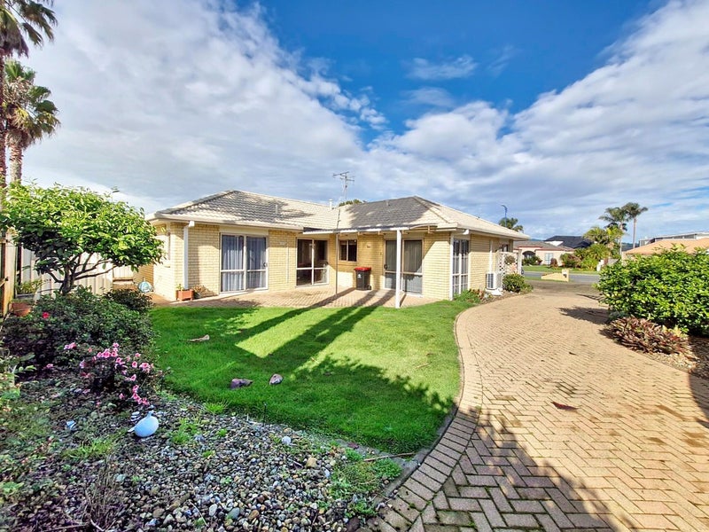 69 Gravatt Road, Papamoa Beach, Papamoa - Carousel 1