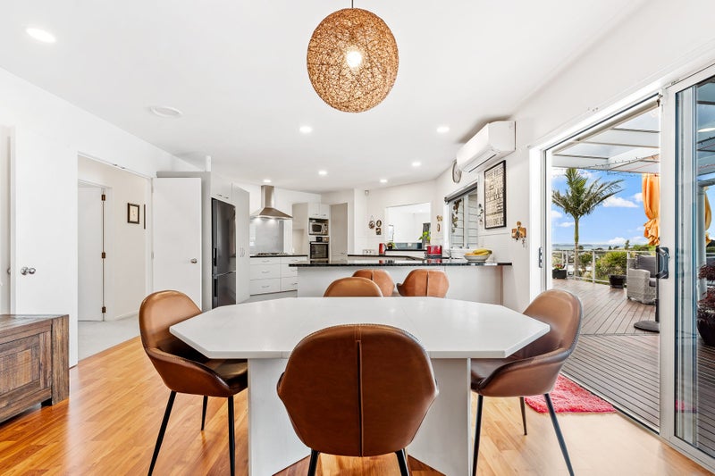 45 Zealandia Road, Manly, Whangaparaoa - Carousel 2