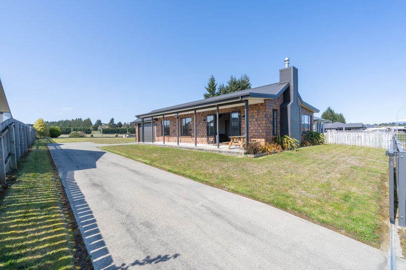 59 Orbell Crescent, Te Anau, Te Anau - Carousel 2