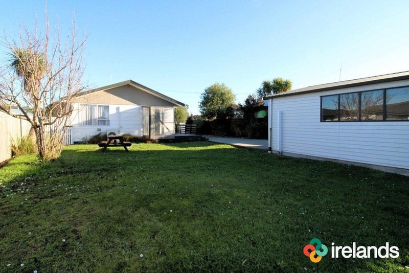 8 Peckham Lane, Woolston, Christchurch - Carousel 2