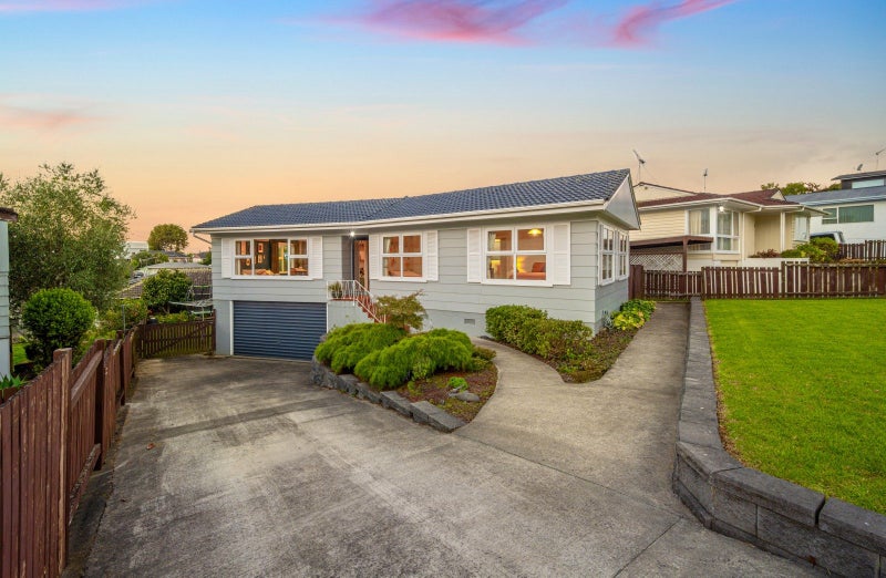 7 Beechdale Crescent, Pakuranga Heights, Auckland - Carousel 1