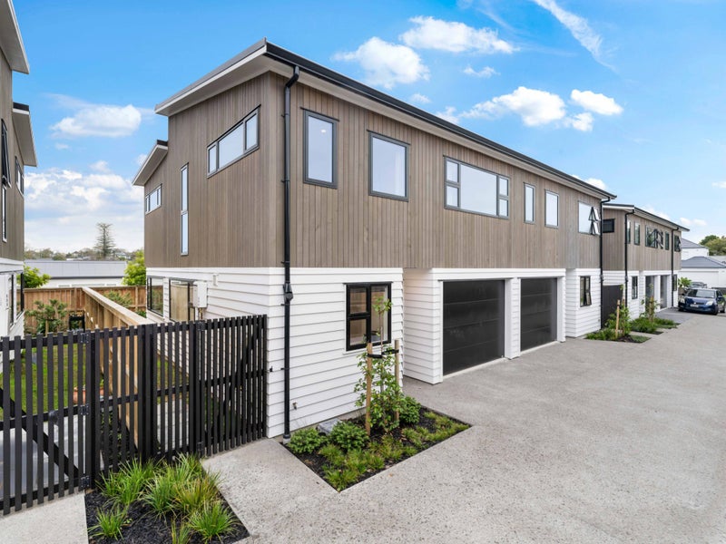 4/72 Gibraltar Street, Howick, Auckland - Carousel 1