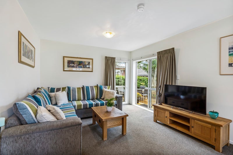 12A Korokino Road, Greenlane, Auckland - Carousel 2