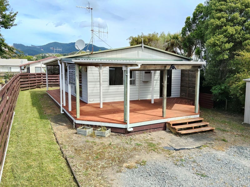 62 Rata Road, Raumati Beach, Paraparaumu - Carousel 1