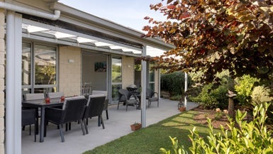 7 Vista Close, Omokoroa - Carousel 1