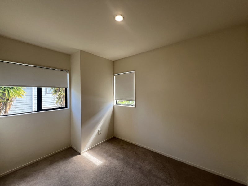 3/11 Woodall Place, Tōtara Vale, Auckland - Carousel 2