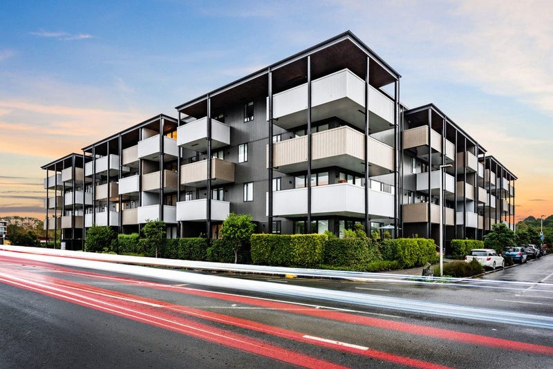 309/1 Kimiora Street, Three Kings, Auckland - Carousel 1