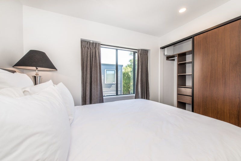 8 Sudbury Terrace, Parnell, Auckland - Carousel 1