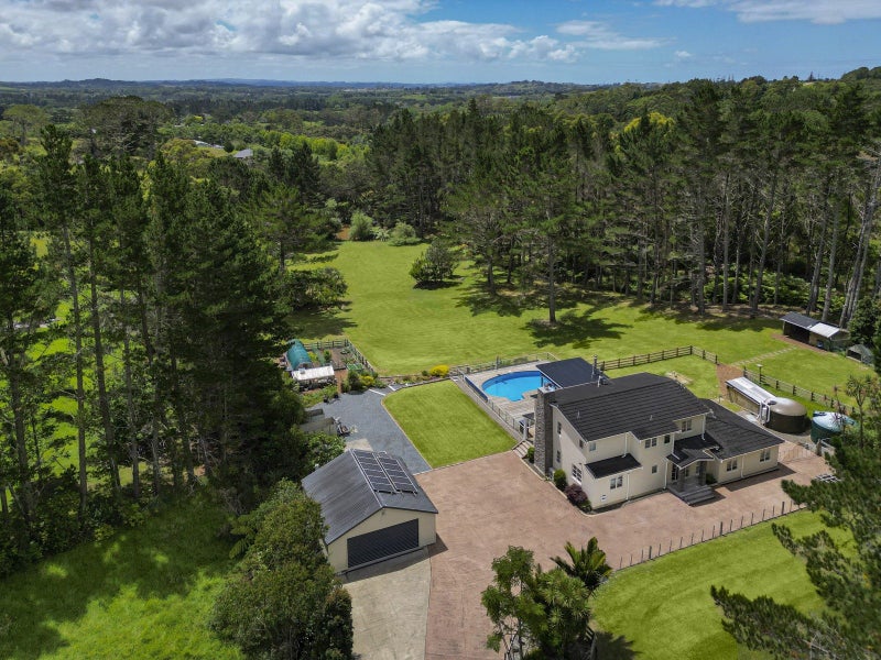 96 Potter Road, Albany - Carousel 1