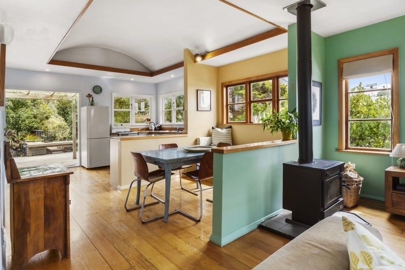 54 View Road, Houghton Bay, Wellington - Carousel 2